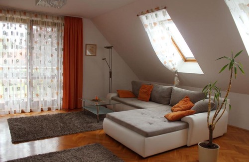 Budimir House | Linde Gasthaus