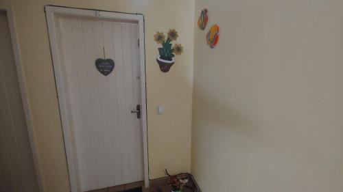 Itanema Apartment | Lindo 3 Qts com Deck churrasqueira Piscina Angra