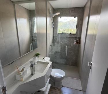 Quinta dos Ganchos House | Lindo sobrado com Jacuzzi