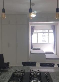 Ponta da Praia Apartment | Lindo Studio ao lado do Aquário/Praia