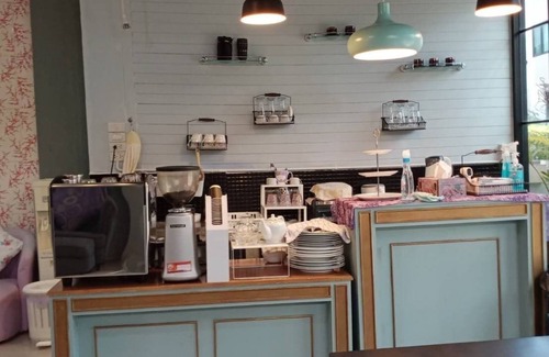 Khlong Kluea House | Linla House