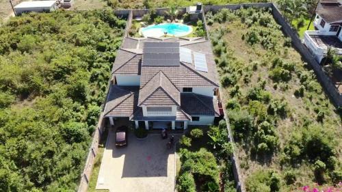 Shanzu House | Lisa Mari