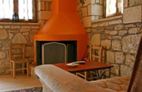 Priolithos House | Lithos