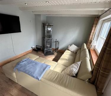 Daenschendorf Apartment | Little Blue Cottage #7