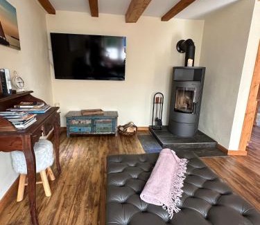 Daenschendorf Apartment | Little Blue Cottage #9
