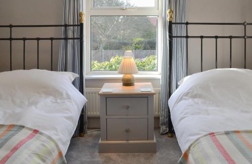 Sheringham House | Little Cottage