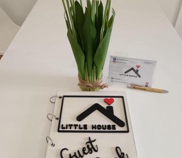 Monserrato Apartment | Little House