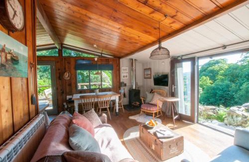 Cwrt House | Little Kestrel Cabin