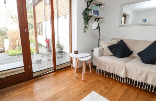 Totnes House | Little Rondeval