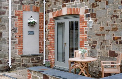 Umberleigh House | Little Silver Nugget