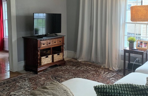 Edenton Cottage | Little Sugar Shack in Historic Cotton Mill