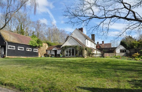Wadhurst Bed & Breakfast | Little Tidebrook Farm
