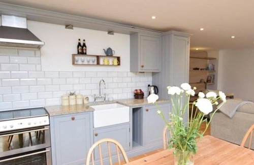 Lyme Regis Apartment | Little Wandas