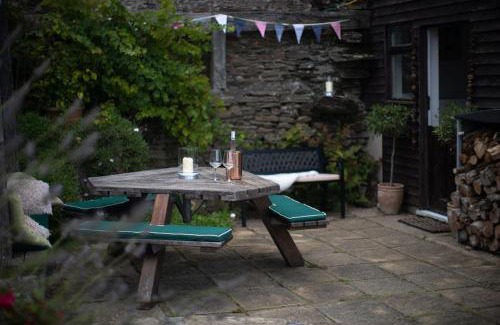 Chillington Ski Chalet | Little Well, stunning setting - 2 acres, dogs welcome