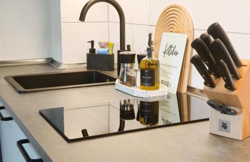 Hamm Apartment | LIVATION - Apartments Hamm-Mitte - 2 Zi - Nespresso - SmartTV - freeWiFi - ausgestattete Küche - 24h Check-In - bis 4 Pers pro Apartment