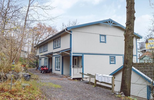 Lilla Nyckelviken House | Live comfortably and centrally on vacation.