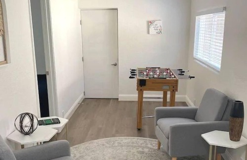 Livermore House | Livermore Valley, California, is one of California’s oldest wine regions- known for its hospitality