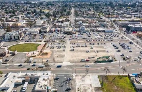 Livermore House | Livermore Valley, California, is one of California’s oldest wine regions- known for its hospitality