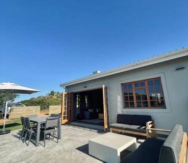 Port Beaufort House | Living The Breede - Weaver Cottage