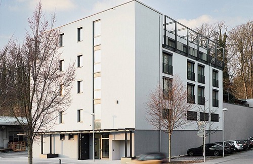 Berg Apartment | Livisit bergapartment 34 - double room 27 sqm - with kitchenette and bathroom