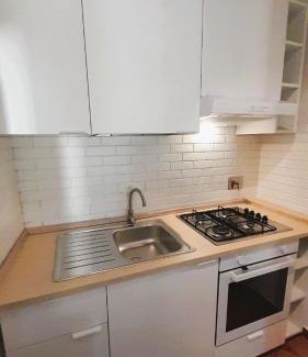 Livorno House | Livornine Appartamento rustico con posto auto