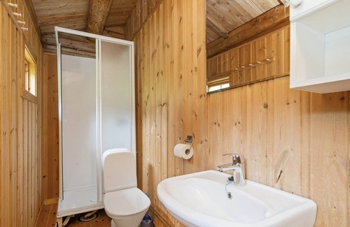 Dombas Hotel | Ljoshaugen Camping