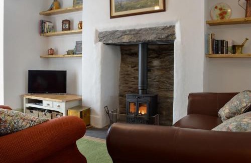 Trefriw House | Llys Deulyn