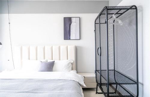 Guancheng Hui District Apartment | Locals Apartment House 20