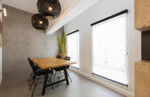 Old North Apartment | Localz - Bazel Central Apartment With Balcony