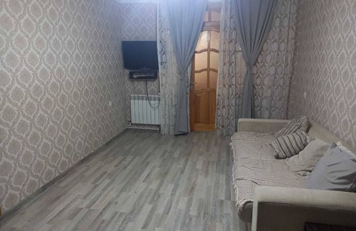 Sumqayit Apartment | Located in Sumgait Center near central park, bazaar, markets and rat