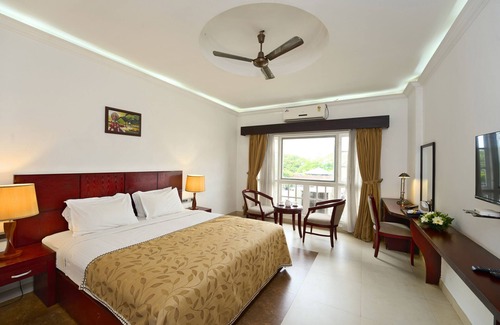Fort Kochi Hotel | Located in the heart of Fort Kochi, for serene provides a tranquil and comfort.