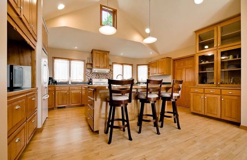 Eureka Springs House | Located On The Beautiful Kings River With Your Own Private Gravel Bar