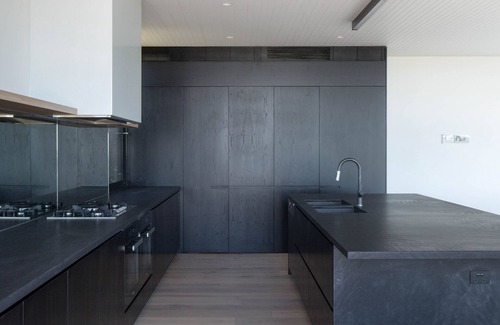 Blairgowrie House | Location! Location! BLAIRGOWRIE LUXURY BEACH HOUSE