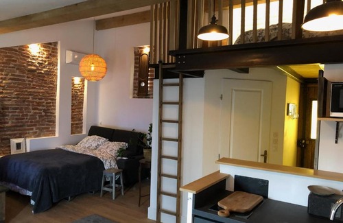 Penne-d'Agenais House | Location loft d'artiste dans village pittoresque