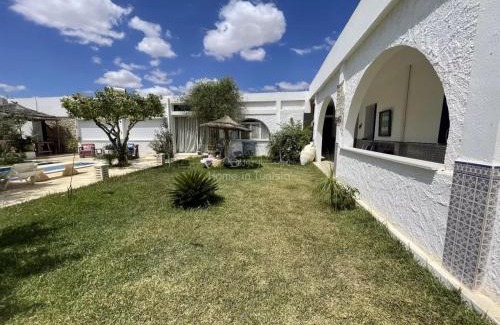 Bardo House | location Maison d hotes a Chott Meriem