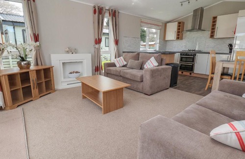 Saint Asaph House | Lodge 4