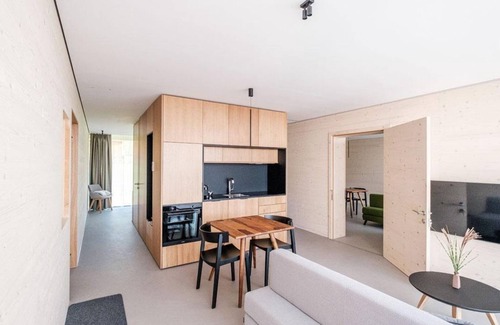 Merkendorf Apartment | Lodge 7 - Fern - Stock & Stein Lodges