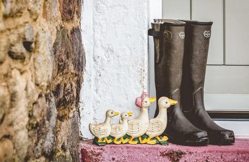 Oakworth House | Lodge Farm Cottage