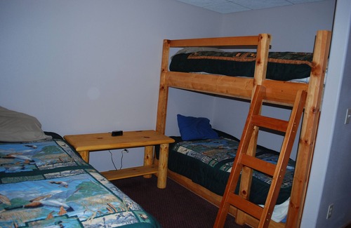 Webster Cabin | LODGE in Webster HYWY 12 & 25 Located on site with Pereboom Cafe