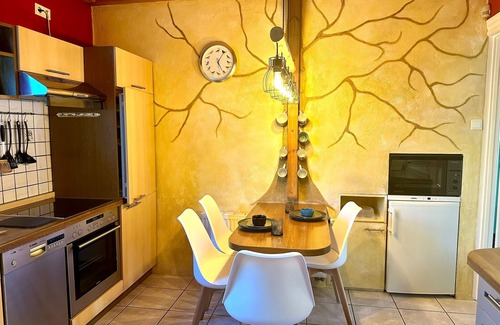 Hollern-Twielenfleth House | Lodge of Africa - Sauna, whirlpool & fenced garden