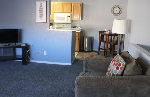 Bullhead City Hotel | Lodge on the River