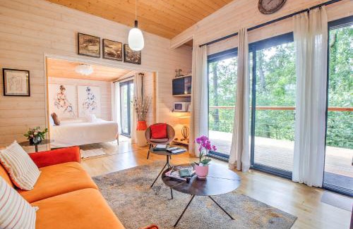 Saint-Felix-de-Reillac-et-Mortemart Bed & Breakfast | Lodge Secret avec Jacuzzi