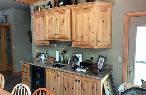 Pickerel House | Lodge style home with plenty of space