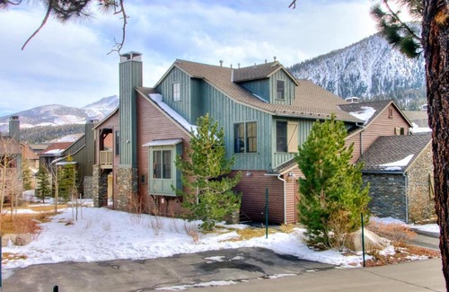 Mammoth Lakes House | Lodges 1111