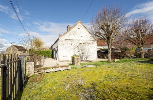 Corsaint House | Lodging in Gold Coast in the heart of Auxois
