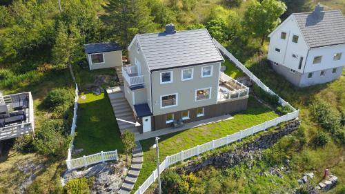 Sørvagen Apartment | Lofoten Planet Studio