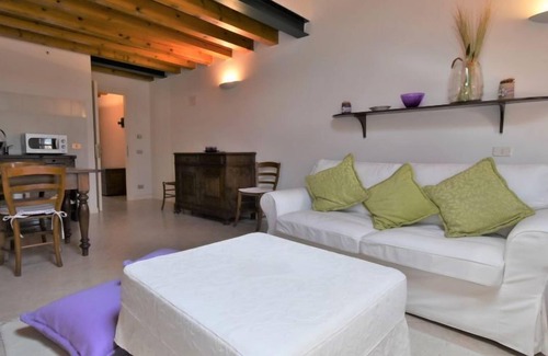 Este Apartment | Loft Este by Interhome