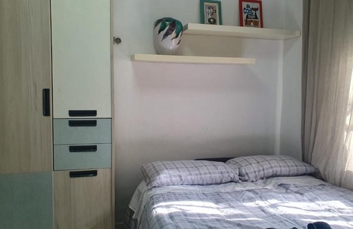 Les Roquetes Villa | LOFT Estudio dentro de la comunidad tiene dos gatos en la casa