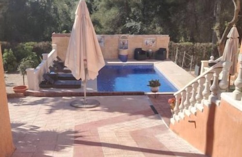 Chiva Villa | Loft in the villa, swimming pool, parking, enclosed garden.