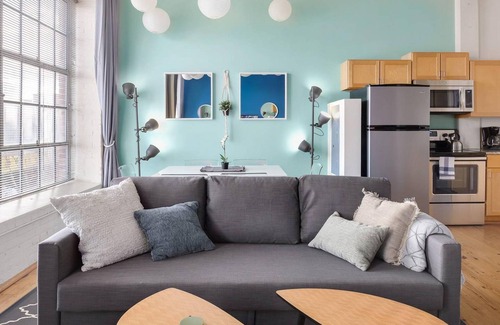 Downtown Apartment | Loft Living in the Trendy Warehouse District